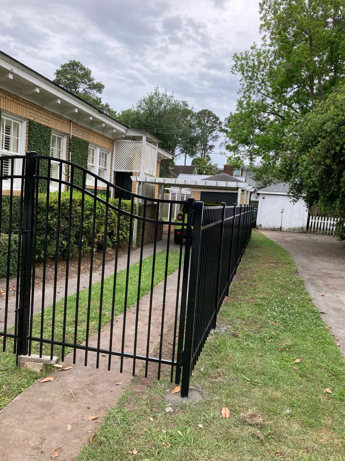 Basic Safe Fencing About Us | Safe Fencing and Decks
